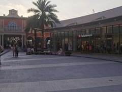 -佛罗伦萨小镇广佛名品奥特莱斯(疏港路店)