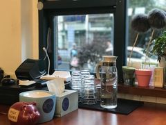 -Be Lived Cafe比例咖啡(摩天轮店)