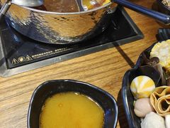 -呷哺呷哺(万达新世界店)