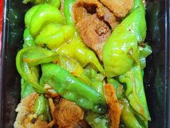 辣椒炒肉-前海沿·海鲜水饺青岛菜(乐客城店)