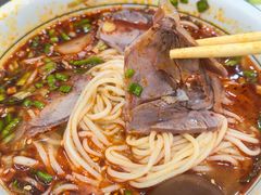 牛肉拉面-伊穆祥牛肉面总店·清真