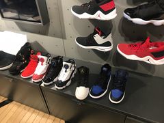 -NIKE品牌体验店(南京东路店)
