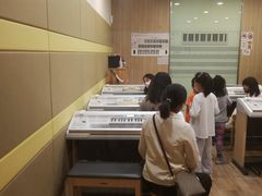 -雅马哈音乐中心 钢琴双排键鼓吉他(静安大融城店)