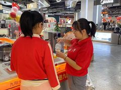 -王府井百货熙地港店