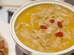 -桂满陇·手作小笼包&江南叫花鸡(中山公园店)