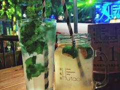 -胡桐里音乐酒馆(孝南店)