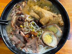 -花溪巷牛肉粉(泉城路店)