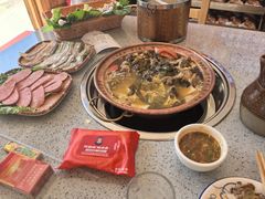 -阿婆情腊排骨火锅(金虹路店)