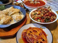 -堂瓦里·33年传统赣菜(第一街区店)