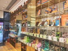 -VENCHI 闻绮(上海佛罗伦萨小镇店)