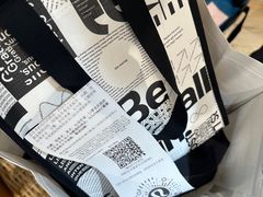 -lululemon(上海浦东IFC店)
