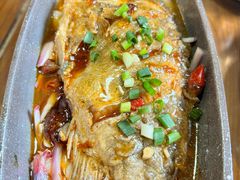 -缘来聚·徽菜名店(黄山宏村店)