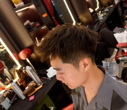 -豪帅男士理容馆