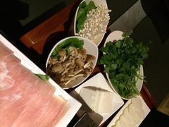 捞王锅物料理(昆山店)-捞王猪肚鸡火锅(昆山店)