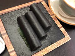 香滑黑芝麻卷-喜喜酒家·纯手工点心·粤菜