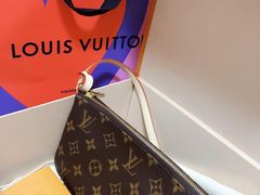 -LV路易威登(国际广场店)