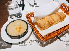 芝麻奶油餐前面包-西堤牛排(合肥之心城店)