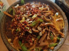 -梁师傅砂锅(哈达西街店)