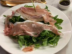 芝麻菜风干火腿沙拉-大象厨房(重庆道店)