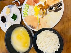 -桥香园云南过桥米线(红龙井店)