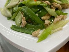 -南宁世纪君悦大酒店(青秀万达滨湖路地铁站店)