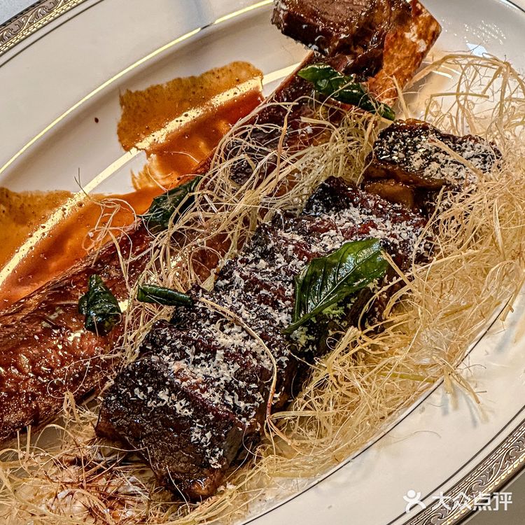 限时赏味‼️赴一场松茸河豚宴㊙️感受山川河海的美味