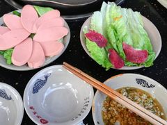 -茅草房·河畔园林火锅