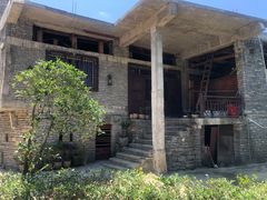 -高荡千年布依古寨旅游景区