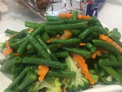 凉菜双拼-南城香·饭香串香馄饨香(富丰桥店)