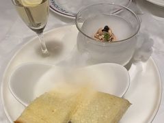 黑松露鹅肝蛋糕配黑鱼籽-波特曼西餐厅(南岗店)