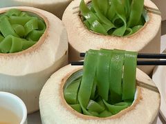 -四季缤纷椰子鸡(梅溪新天地店)