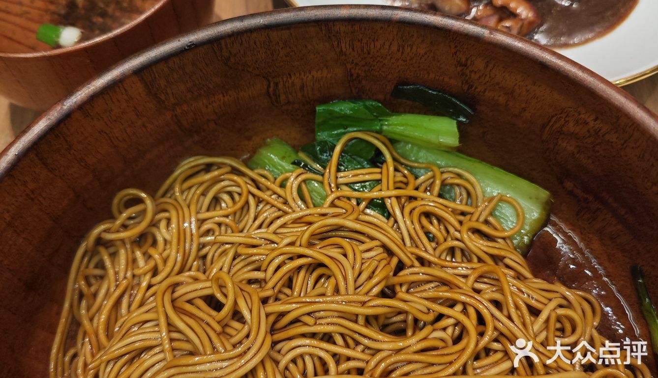 冬日里的一碗热拌面