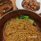 冬日里的一碗热拌面