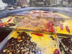 红汤锅底-行是老火锅(恒大御龙天峰店)
