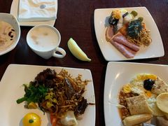 -三亚湾海居铂尔曼度假酒店