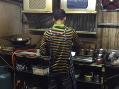 大堂-陈氏老字号十三小炸炸店