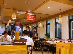 大堂-管氏翅吧(国展店)