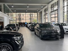 -上海星瀚奔驰4S店(红柳路店)