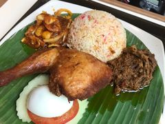 -关夫人餐厅(阳光广场店)