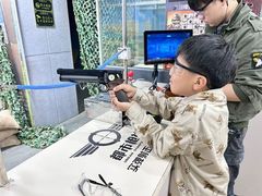 -都市枪神实弹射击俱乐部