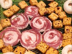 -聚首堂·特色小吃·肘子·炙子烤肉烤串(什刹海德胜门店)