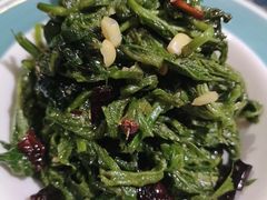 -乡村馕坑肉·烧烤·新疆菜·本地人更爱吃(阿勒泰首店)
