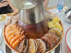 -一口猪海鲜浑锅·东北家常菜