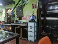 -大富蚝乌东哥饭店·石锅鱼杂·柠檬鸭(革新路店)
