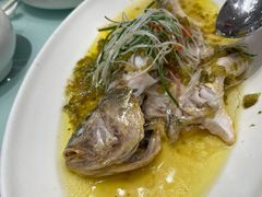 雪菜烧小黄鱼-新吉士·上海菜(浦东LCM置汇旭辉店)