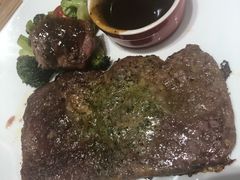 -必胜客(新中纬店)
