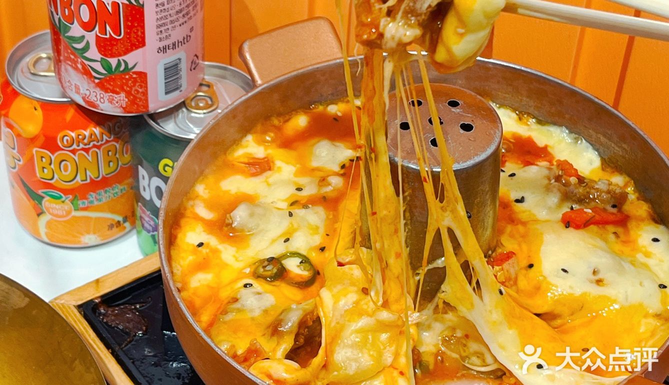 还不来一口芝士炸鸡火锅吗