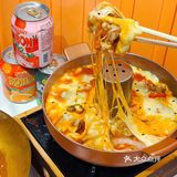 还不来一口芝士炸鸡火锅吗