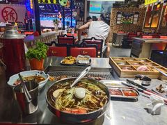 -马路牙子烧烤音乐酒馆(望京店)