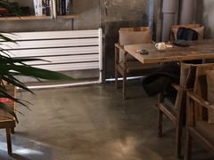 -HIGH FIVE哈福手工汉堡(桂林路店)